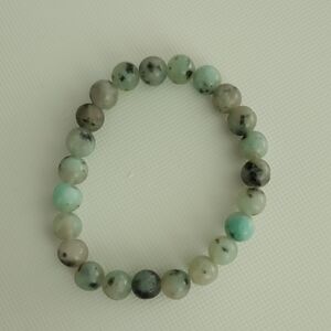 Kiwi Stone Stretch Bracelet